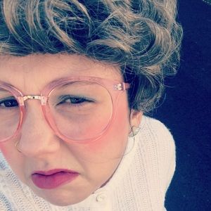 Meet your Posher, Megan